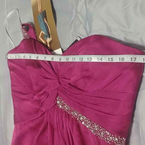 NWT Belsoie Special Occasion/Prom Plum 14 One Shoulder Knee Length Dress - Picture 5 of 11